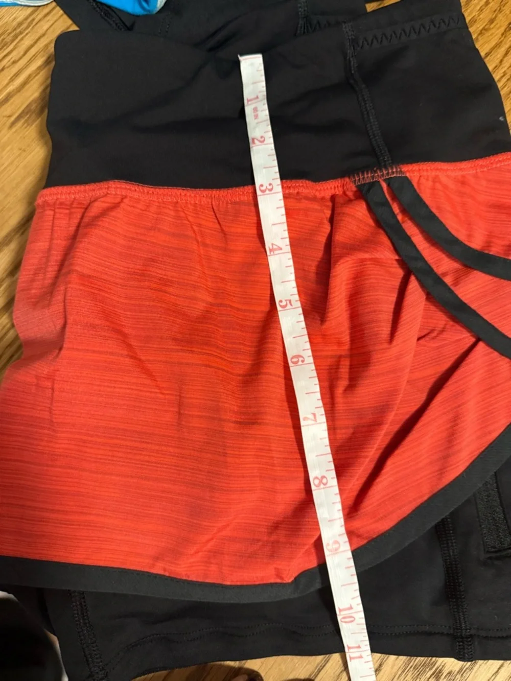 Lululemon Speed Squad Running Skirt with shorts black and red stripe 6